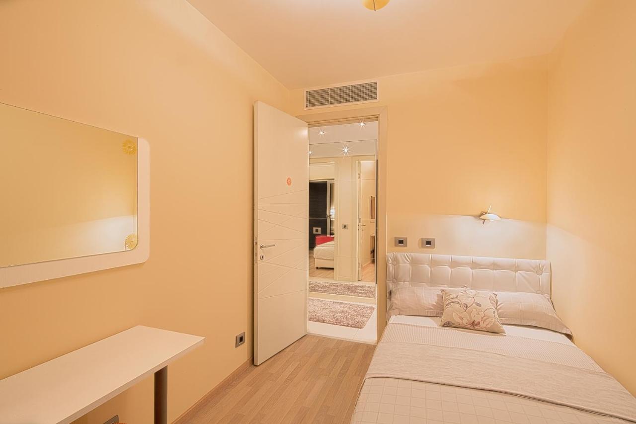 Premier Lux Apartment Budva Bagian luar foto