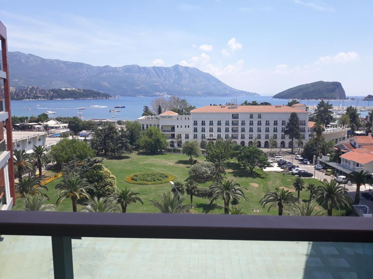 Premier Lux Apartment Budva Bagian luar foto